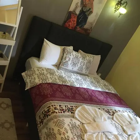 Marmara House&apartments Bed & Breakfast 4*