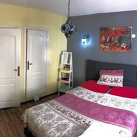 Marmara House&apartments Bed and Breakfast