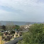 Marmara House&apartments ベッド・アンド・ブレックファスト