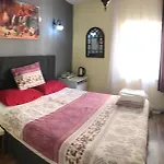 Marmara House&apartments ベッド・アンド・ブレックファスト